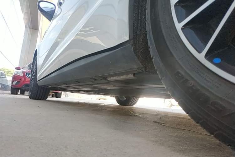 Used BYD Qin L 2024 DM-i 120KM Excellence Model Left Side Sill