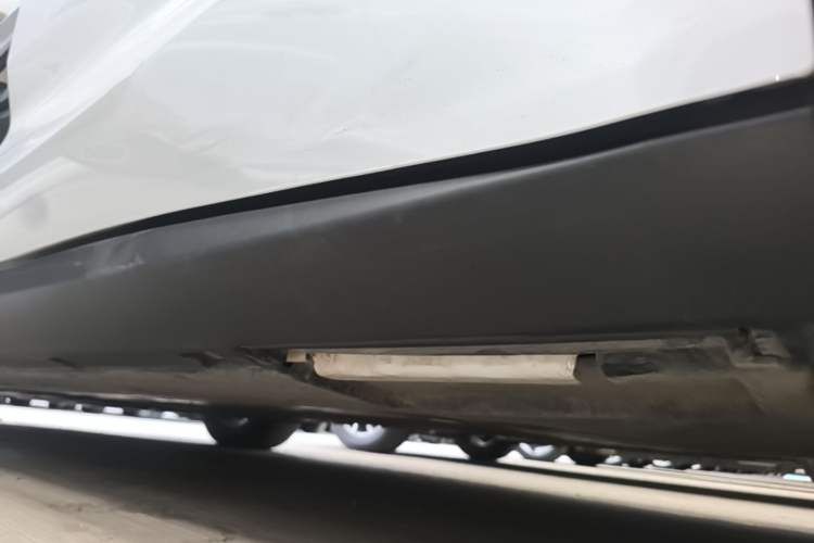 Used BYD Qin L 2024 DM-i 80KM Leading Model Left Side Sill