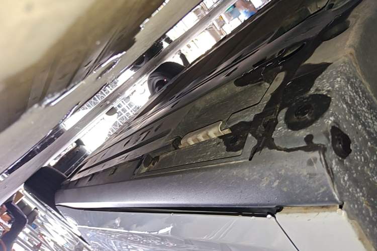 Used BYD Qin L 2024 DM-i 80KM Leading Model Left Side Sill