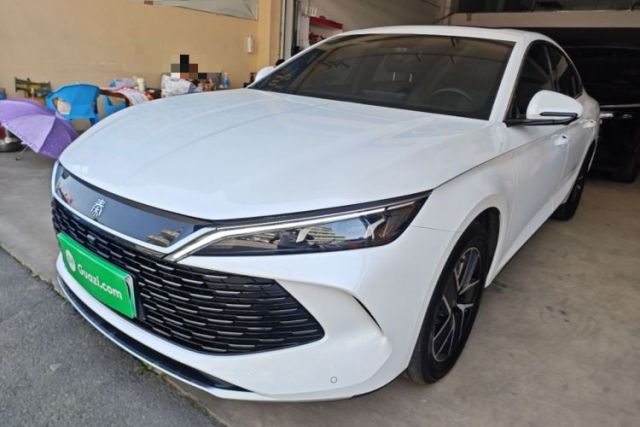 Ojetý BYD Qin L 2024 DM-i 120KM Leading Model
