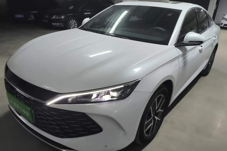 BYD Qin L 2024 DM-i 120KM Leading Model