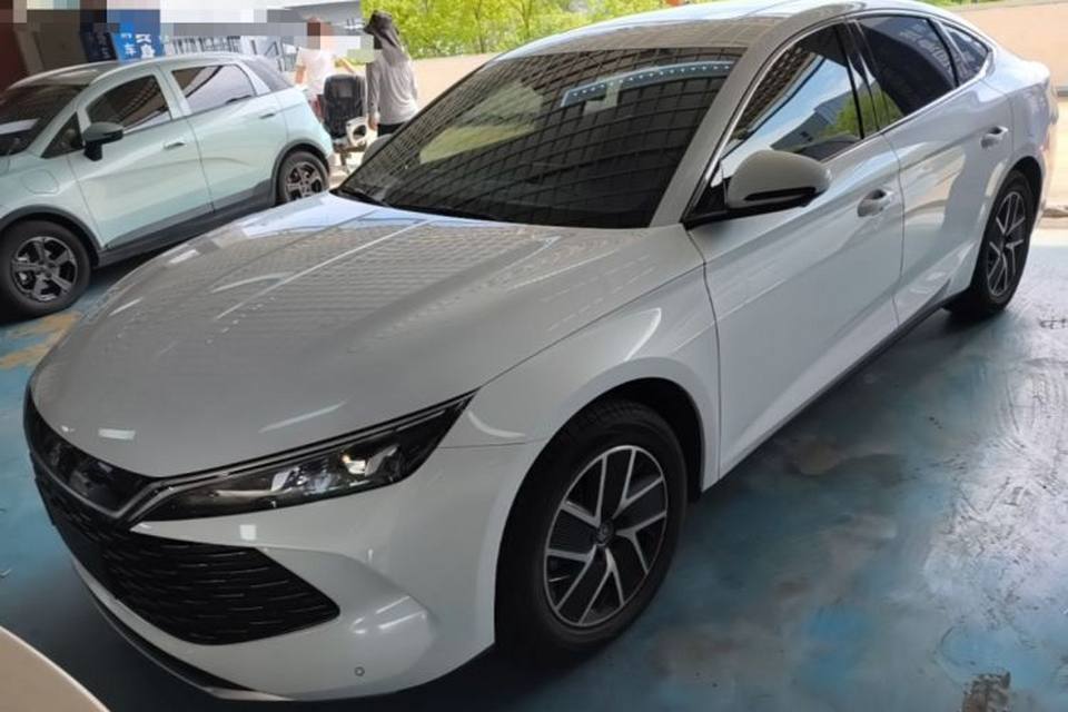 BYD Qin L 2024