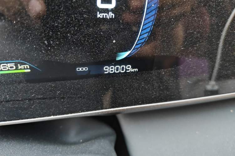 Used BYD Qin L 2024 DM-i 80KM Leading Model Odometer Close Up