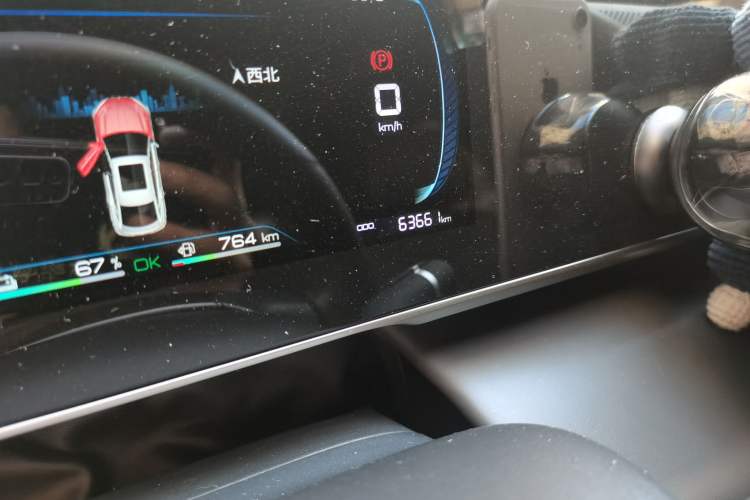 Used BYD Qin L 2024 DM-i 80KM Leading Model Odometer Close Up