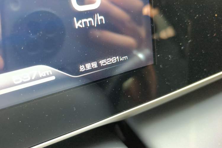 Used BYD Qin L 2024 DM-i 80KM Beyond Model Odometer Close Up