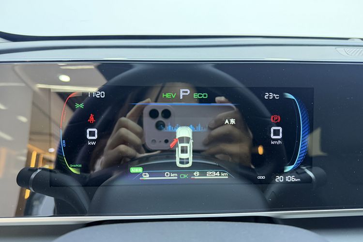 Used BYD Qin L 2024 DM-i 80KM Leading Model Odometer Close Up