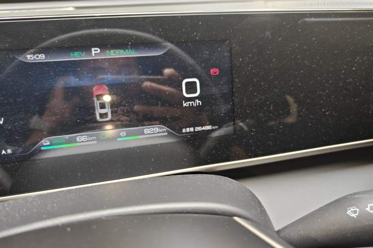 Used BYD Qin L 2024 DM-i 120KM Leading Model Odometer Close Up