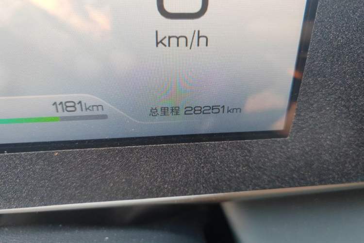 Used BYD Qin L 2024 DM-i 120KM Leading Model Odometer Close Up