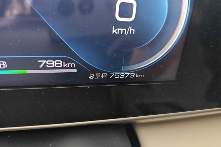 Used BYD Qin L 2024 DM-i 80KM Beyond Model Odometer Close Up