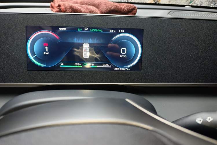 Used BYD Qin L 2024 DM-i 80KM Beyond Model Odometer Close Up