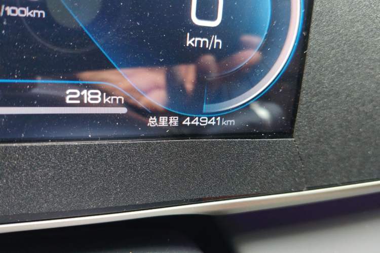 Used BYD Qin L 2024 DM-i 120KM Leading Model Odometer Close Up