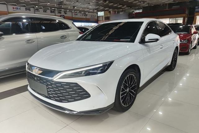 Ojetý BYD Qin L 2024 DM-i 120KM Excellence Model