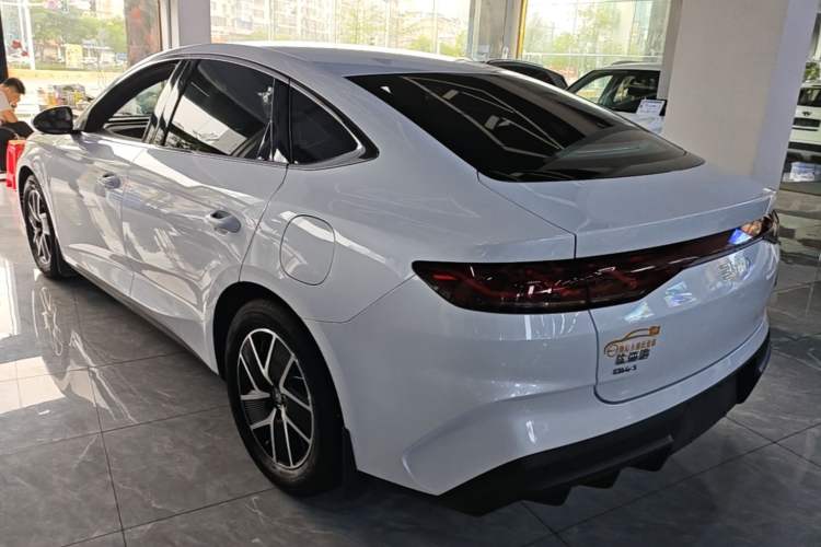 Used BYD Qin L 2024 DM-i 80KM Beyond Model Rear Left 45 Deg