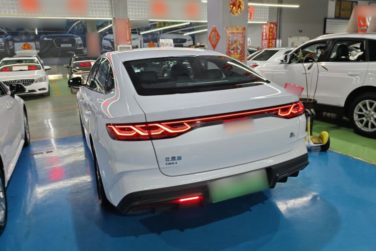 Used BYD Qin L 2024 DM-i 80KM Beyond Model Rear Left 45 Deg