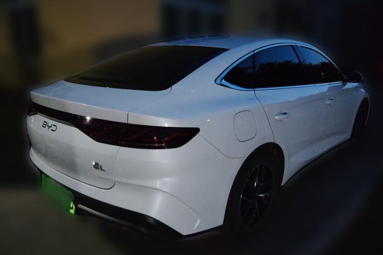 Used BYD Qin L 2024 DM-i 80KM Beyond Model Rear Right 45 Deg