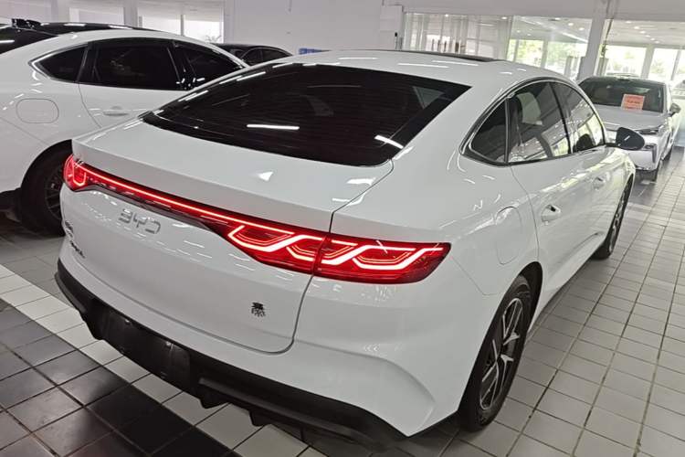 Used BYD Qin L 2024 DM-i 120KM Beyond Model Rear Right 45 Deg