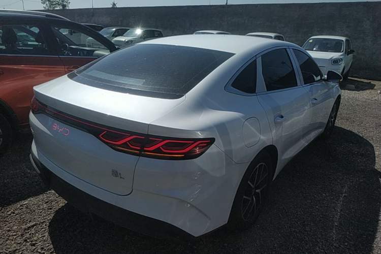 Used BYD Qin L 2024 DM-i 80KM Beyond Model Rear Right 45 Deg