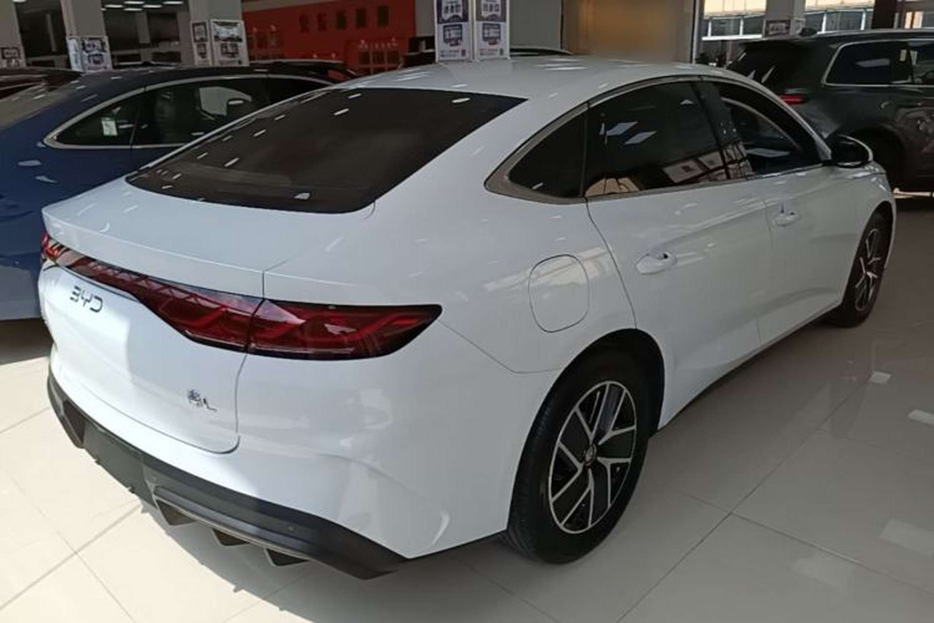 Used BYD Qin L 2024 DM-i 80KM Beyond Model Rear Right 45 Deg