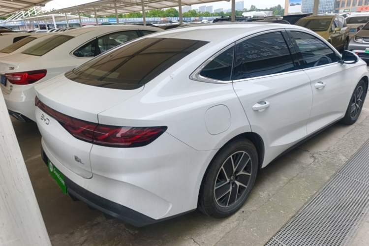 Used BYD Qin L 2024 DM-i 80KM Beyond Model Rear Right 45 Deg