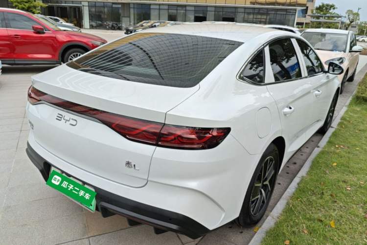 Used BYD Qin L 2024 DM-i 80KM Beyond Model Rear Right 45 Deg