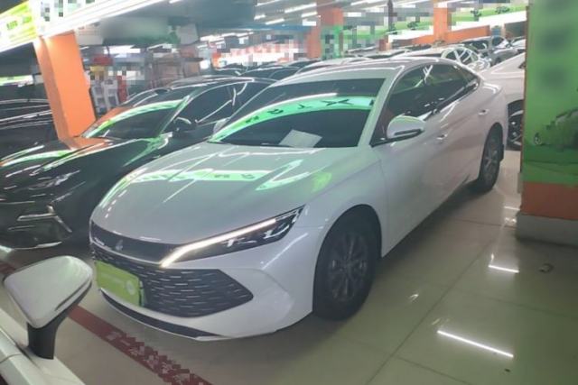 Ojetý BYD Qin L 2024 DM-i 80KM Leading Model