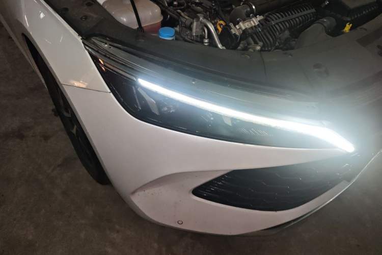 Used BYD Qin L 2024 DM-i 80KM Beyond Model Right Front Headlight