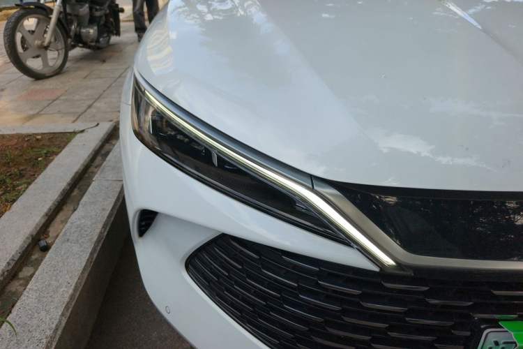 Used BYD Qin L 2024 DM-i 80KM Beyond Model Right Front Headlight