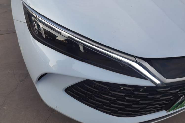 Used BYD Qin L 2024 DM-i 120KM Excellence Model Right Front Headlight