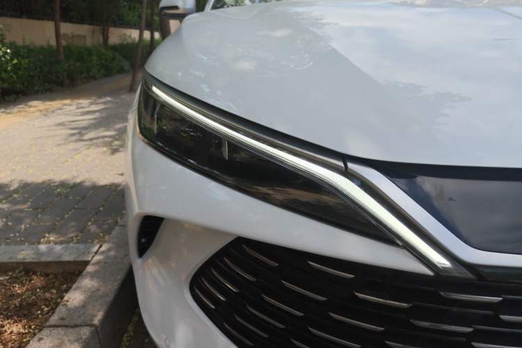 Used BYD Qin L 2024 DM-i 120KM Leading Model Right Front Headlight