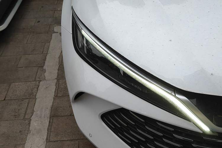 Used BYD Qin L 2024 DM-i 120KM Leading Model Right Front Headlight