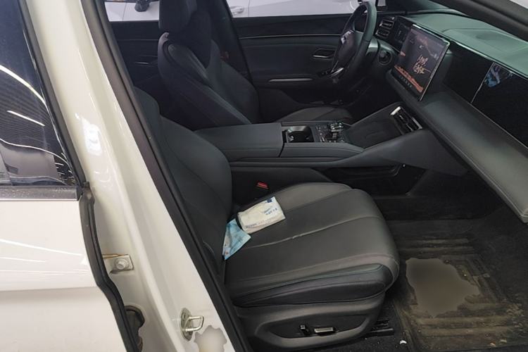 Used BYD Qin L 2024 DM-i 120KM Beyond Model Right Front Seat