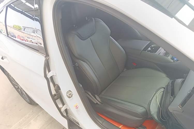 Used BYD Qin L 2024 DM-i 80KM Leading Model Right Front Seat