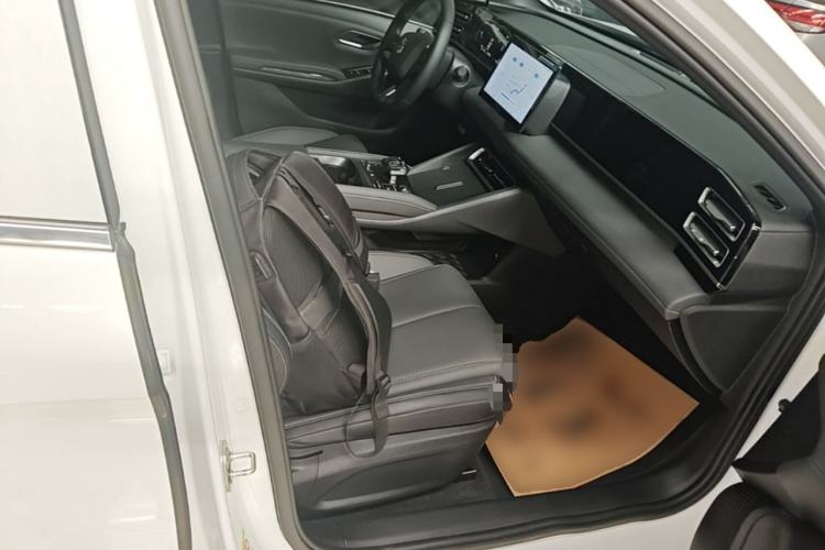 Used BYD Qin L 2024 DM-i 80KM Leading Model Right Front Seat