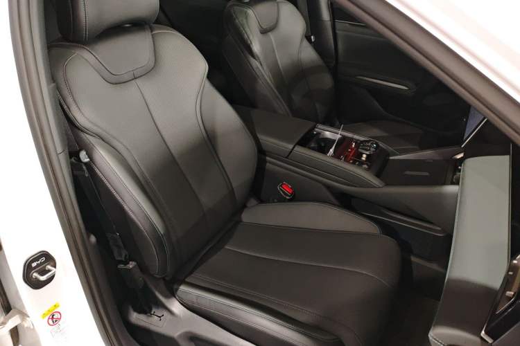 Used BYD Qin L 2024 DM-i 120KM Beyond Model Right Front Seat