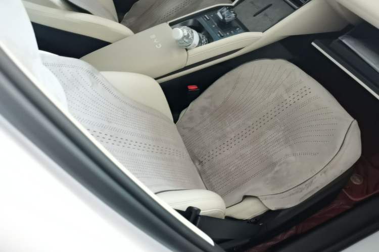 Used BYD Qin L 2024 DM-i 80KM Leading Model Right Front Seat