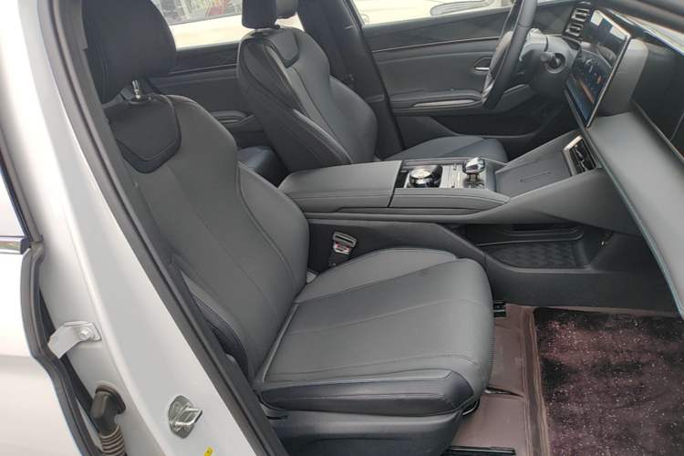 Used BYD Qin L 2024 DM-i 80KM Beyond Model Right Front Seat