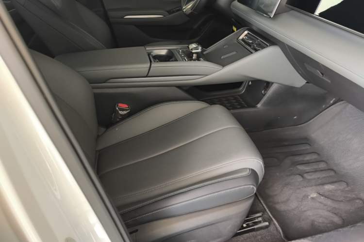 Used BYD Qin L 2024 DM-i 120KM Leading Model Right Front Seat