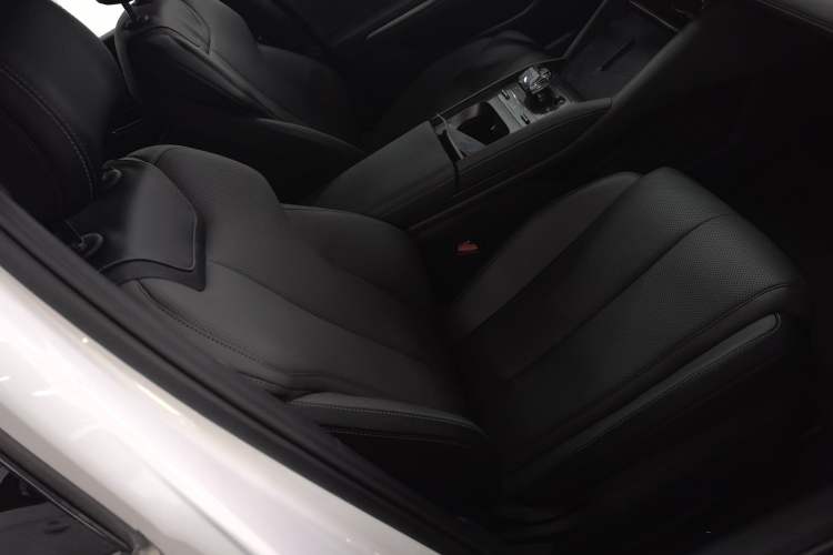 Used BYD Qin L 2024 DM-i 120KM Leading Model Right Front Seat