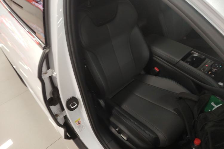 Used BYD Qin L 2024 DM-i 120KM Beyond Model Right Front Seat