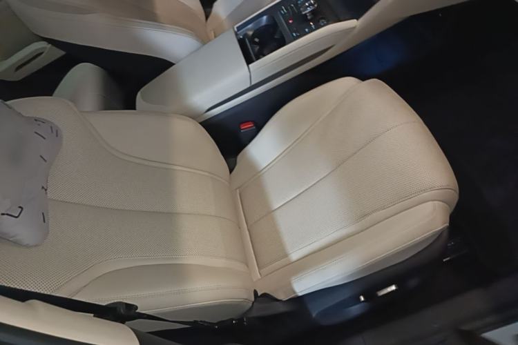 Used BYD Qin L 2024 DM-i 120KM Beyond Model Right Front Seat