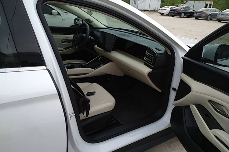 Used BYD Qin L 2024 DM-i 80KM Beyond Model Right Front Seat
