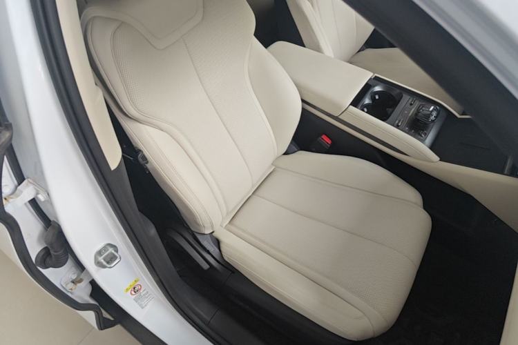 Used BYD Qin L 2024 DM-i 80KM Leading Model Right Front Seat