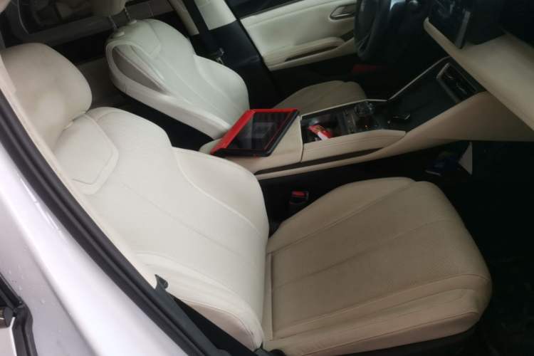 Used BYD Qin L 2024 DM-i 80KM Leading Model Right Front Seat