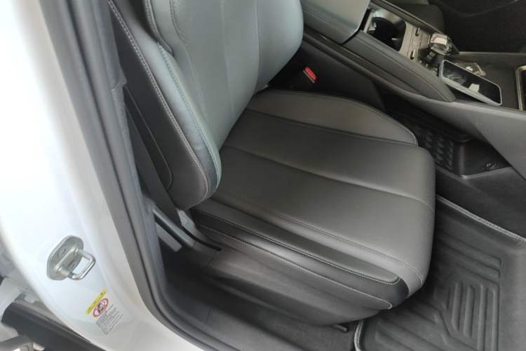 Used BYD Qin L 2024 DM-i 80KM Leading Model Right Front Seat