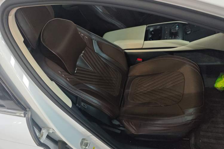 Used BYD Qin L 2024 DM-i 120KM Leading Model Right Front Seat