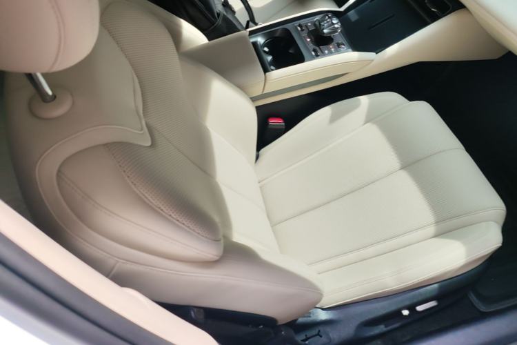 Used BYD Qin L 2024 DM-i 120KM Beyond Model Right Front Seat