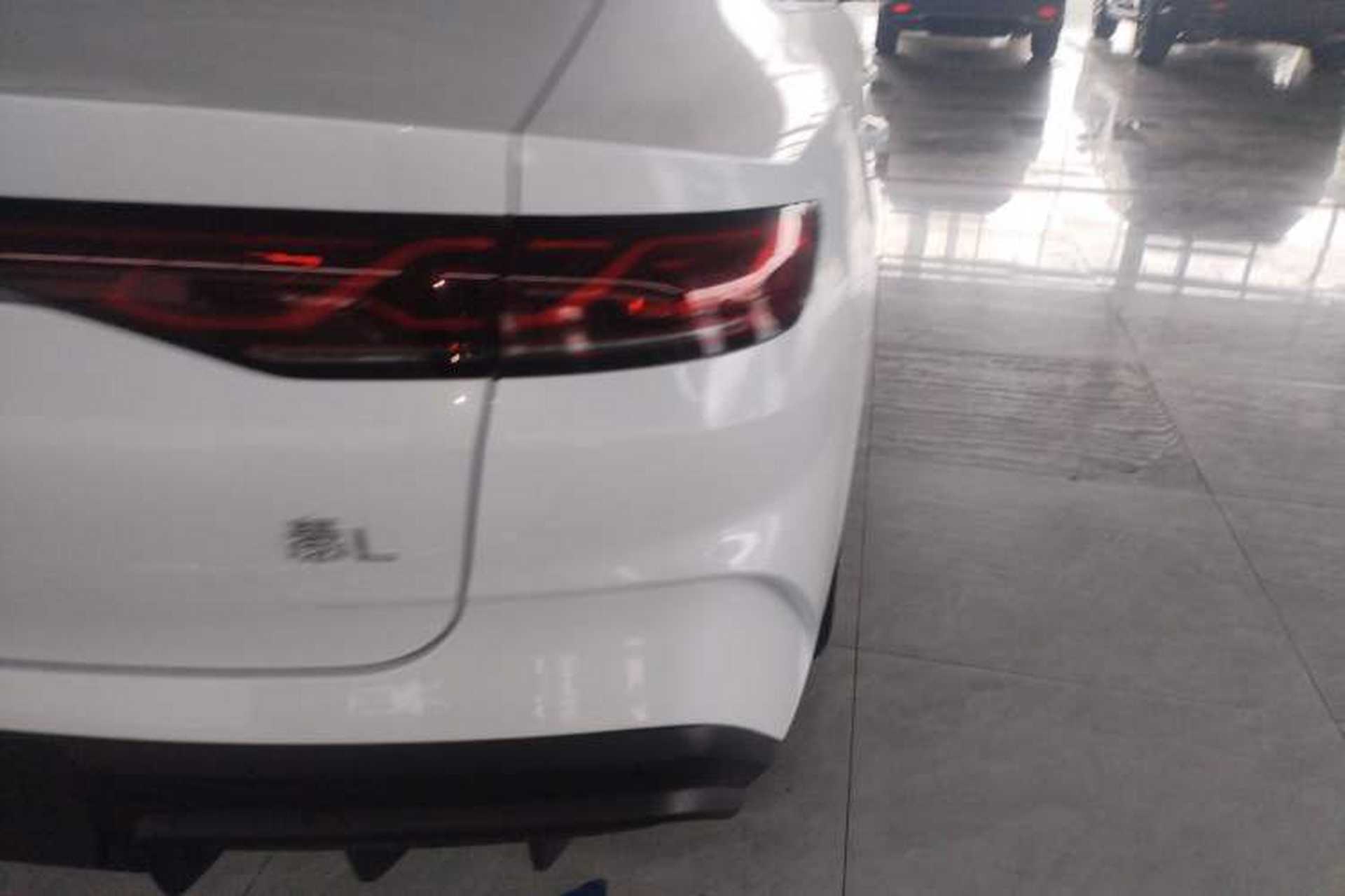 Used BYD Qin L 2024 DM-i 80KM Leading Model Right Rear Taillight