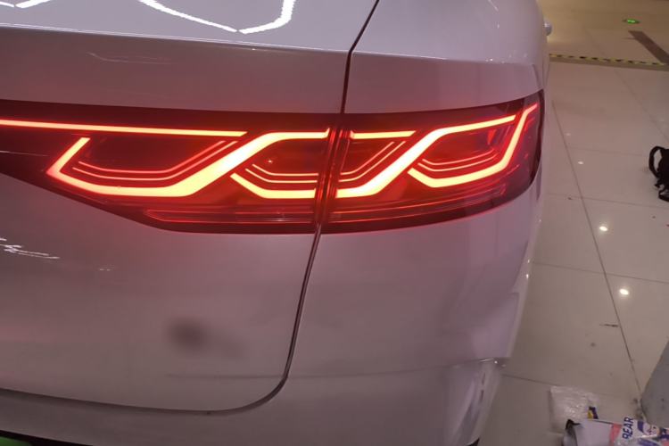 Used BYD Qin L 2024 DM-i 80KM Leading Model Right Rear Taillight