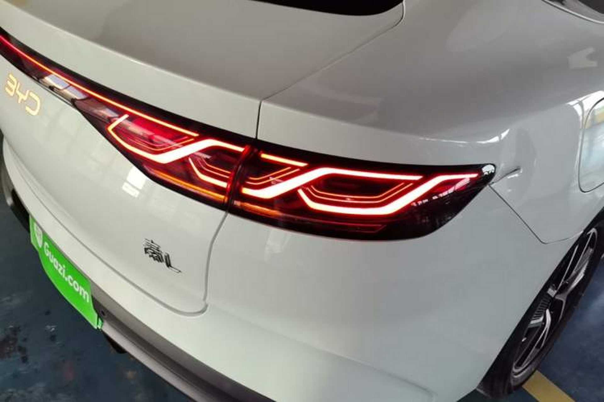 Used BYD Qin L 2024 DM-i 80KM Beyond Model Right Rear Taillight