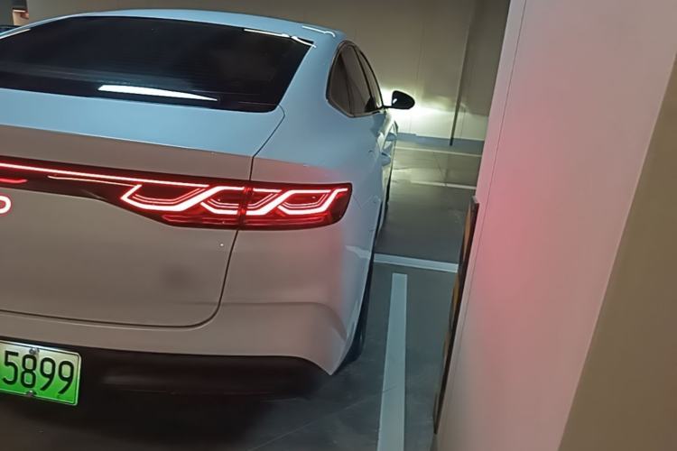 Used BYD Qin L 2024 DM-i 120KM Beyond Model Right Rear Taillight